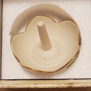 Lenox Ring Jewelry Holder In Original Box Classic Cream With Gold Vintage NWT